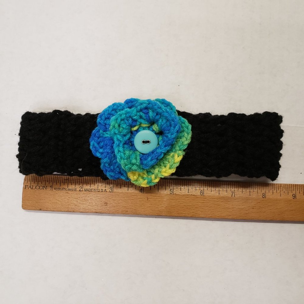Woman's Handmade Crochet 2 Scrunchies and Headband |Multicolor & Black - Picture 4 of 10